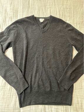 Club Monaco Italian Wool V Neck Sweater
